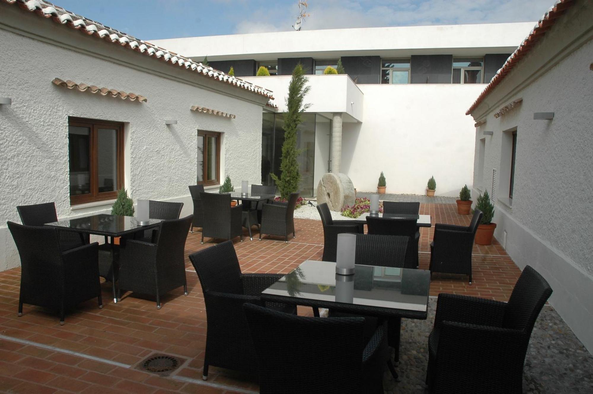 Hotel & Spa La Salve Torrijos Exterior photo